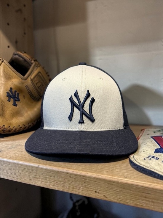 fan favorite Other - Fan Favorite New York Yankees Snapback Hat Black Cream One Size
